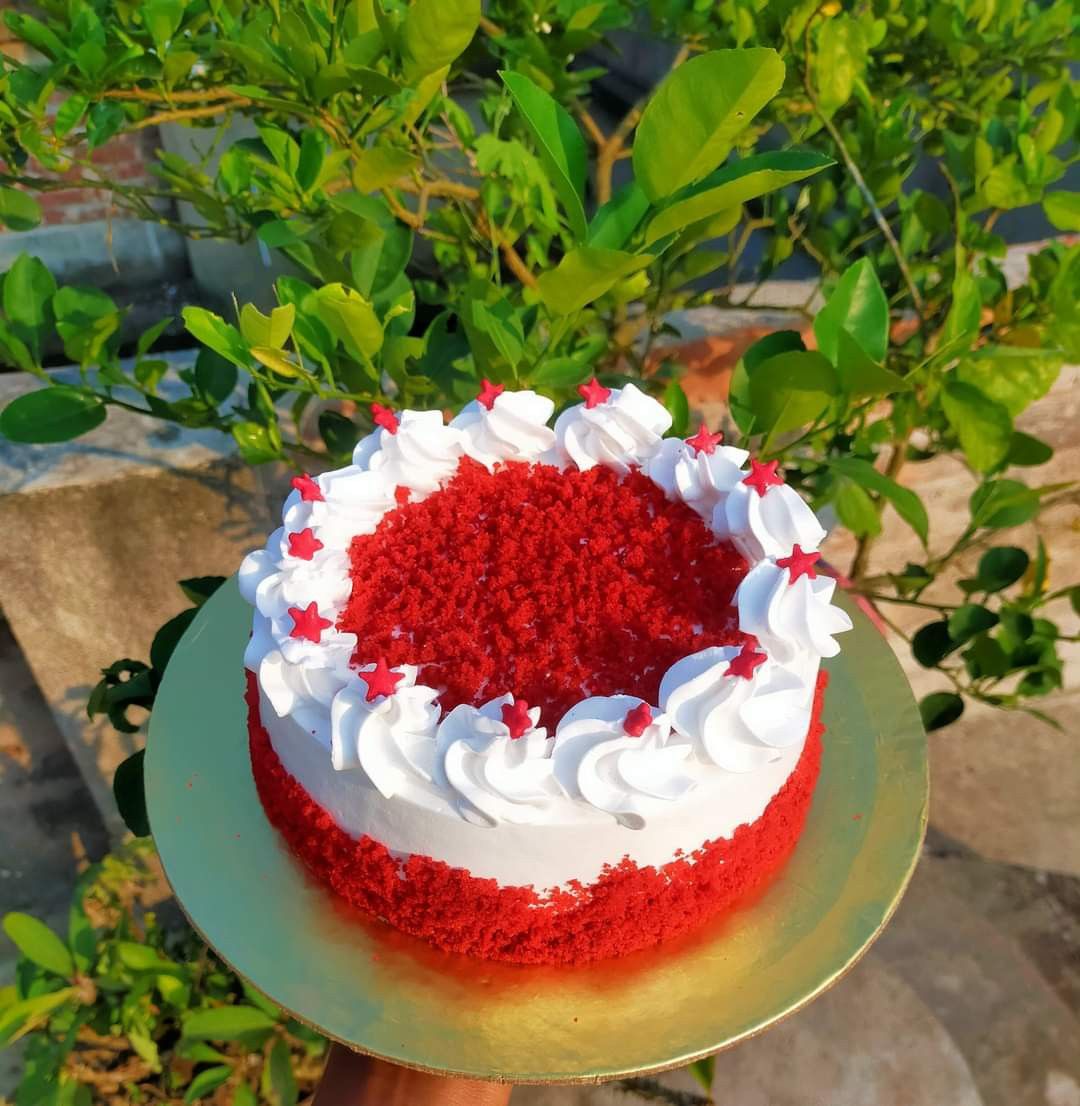 Red Velvet Star Cake