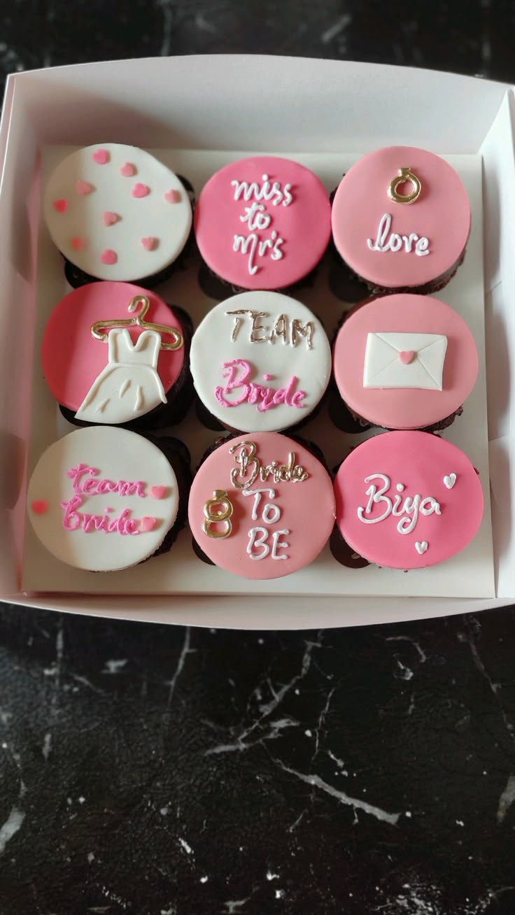 Bridal Shower Cupcakes (Box of 9)