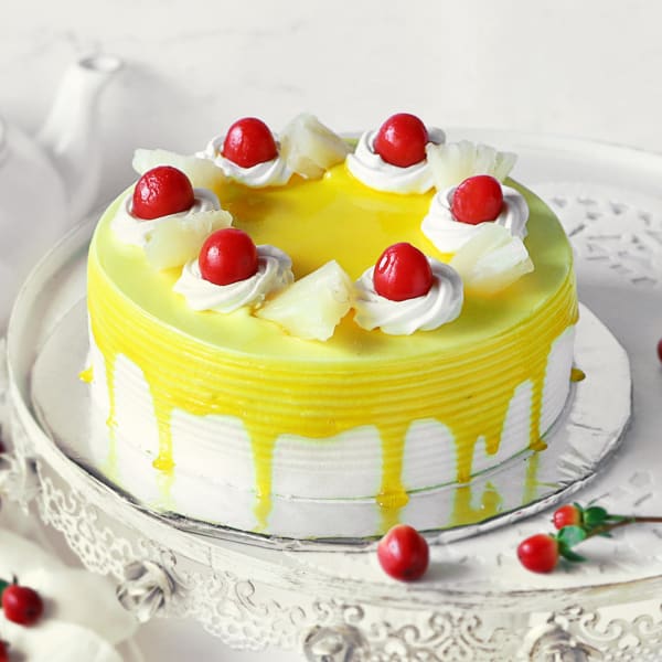 Pineapple Delight Cake