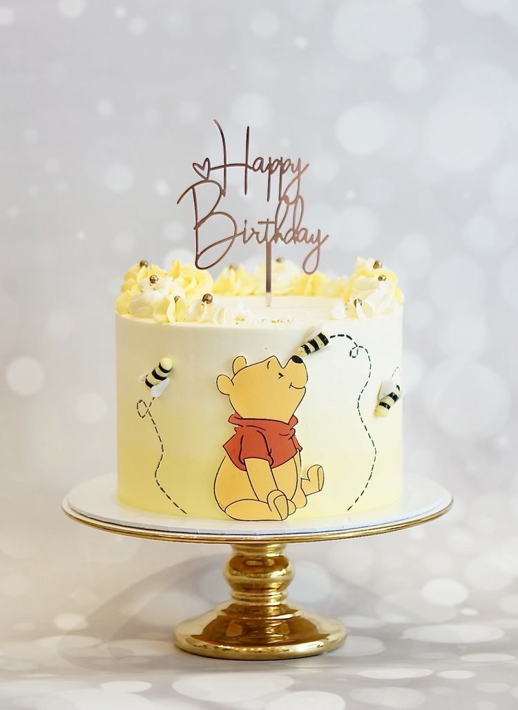 Winnie & the Honey Bees Birthday Cake
