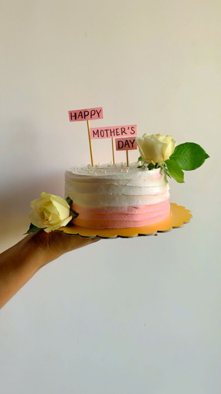Mother’s Day Rose Cake