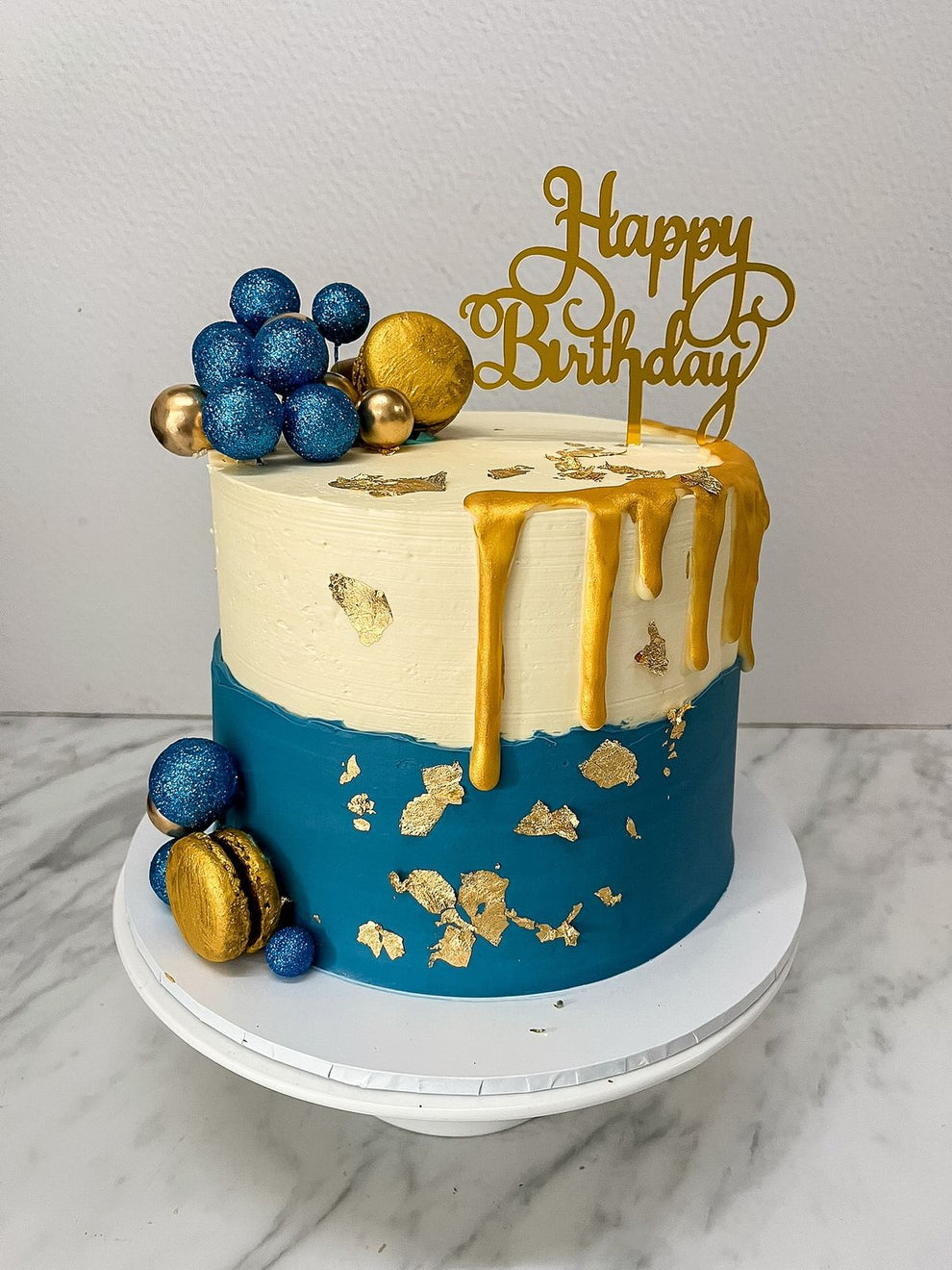 Royal Blue & Gold Drip Cake – Cakepulse